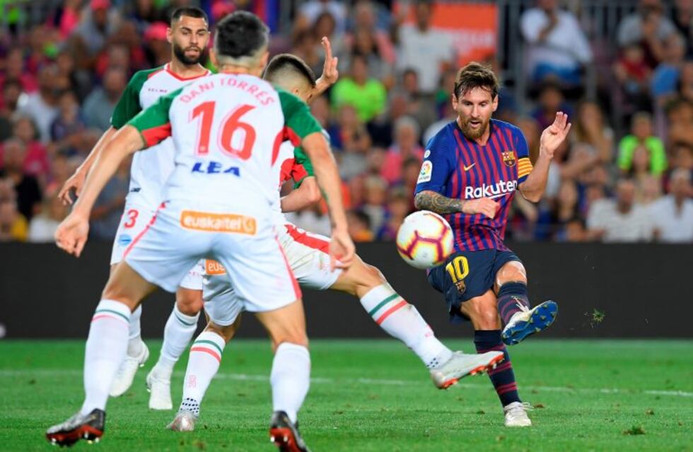 El golazo de Messi en la victoria del Barcelona ante el Alavés
