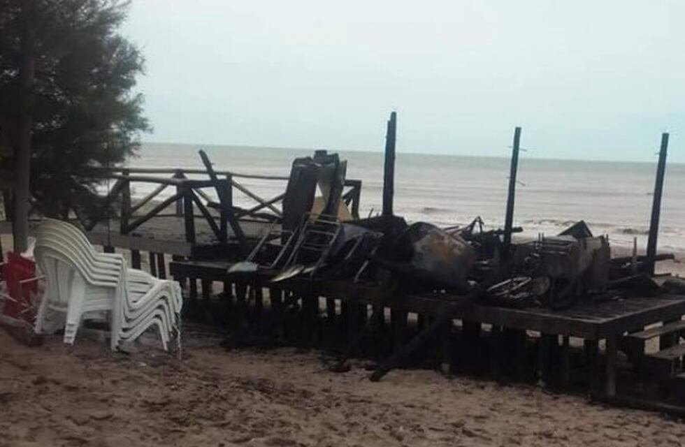 Pehuen Co: el incendio de un parador habría sido intencional