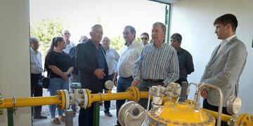 Inauguración de la planta reguladora de gas natural en Monte Ralo