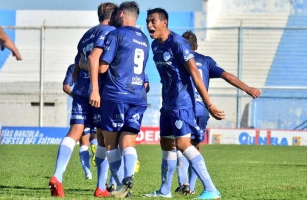 Gimnasia empató el primer partido del triangular