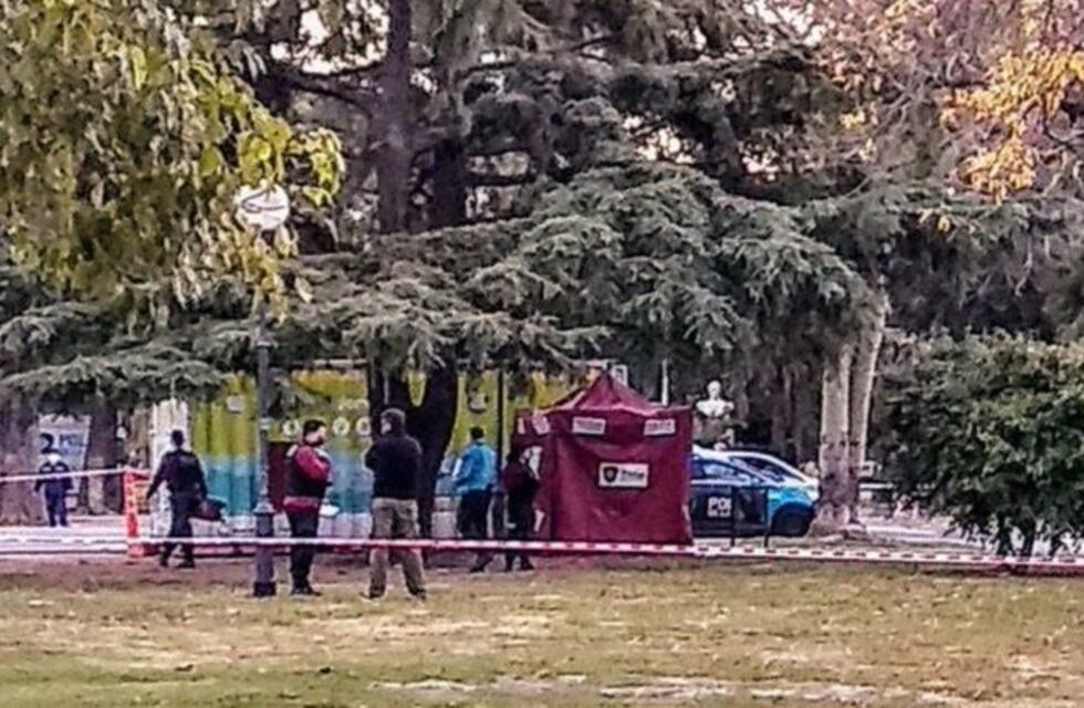 Parque Saavedra: encontraron un cuerpo con un balazo en la cabeza e investigan de quién se trata