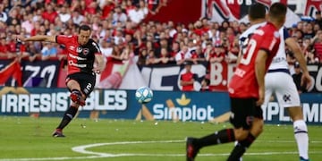 Derrota parcial de Newell's ante Gimnasia LP (@CANOBoficial)