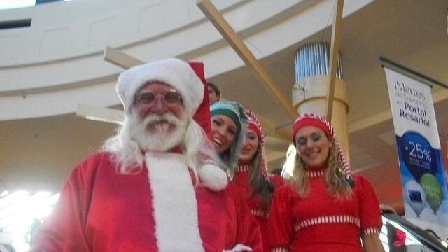 Imagen de Papa Noel en el Portal Rosario en 2011\u002E