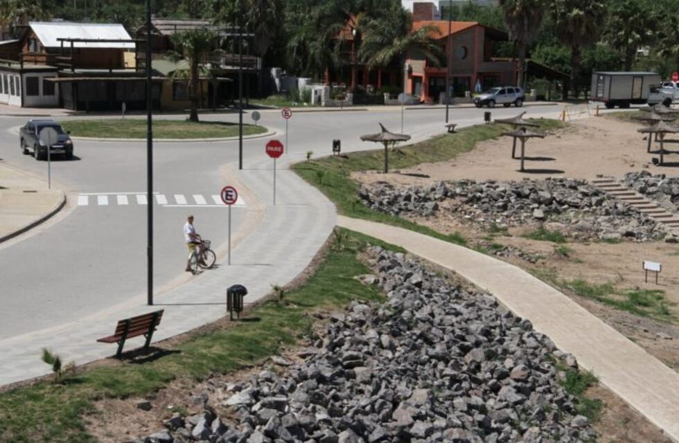 Schiaretti anunció que se extenderá la costanera de Miramar