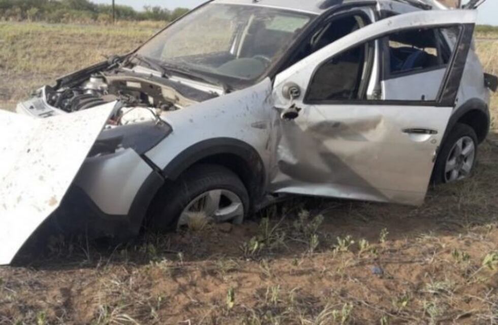 Volcó un auto en General Alvear y una mujer se fracturó la cervical