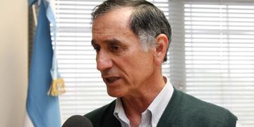 El subsecretario de Transporte de la Provincia, Roberto Medina dijo que el traspaso de los subsidios destruiría al transporte\u002E