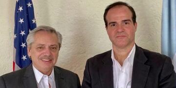 Alberto Fernández y Mauricio Claver-Carone\u002E (Foto: Web)