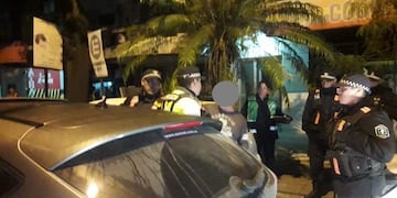 El hombre, tras forcejear con policías, terminó en la Comisaría Segunda\u002E (Prensa Policial)