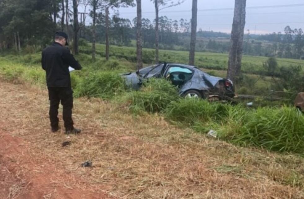 Accidente fatal en 25 de Mayo: un automovilista perdió la vida tras despistar con su vehículo