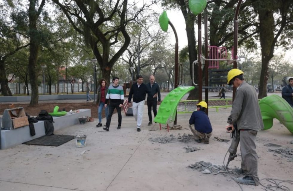 Avanzan a buen ritmo las obras de refacción de la Plaza Belgrano