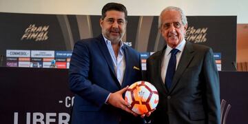 Daniel Angelici y Rodolfo D'Onofrio\u002E (AFP)\u002E