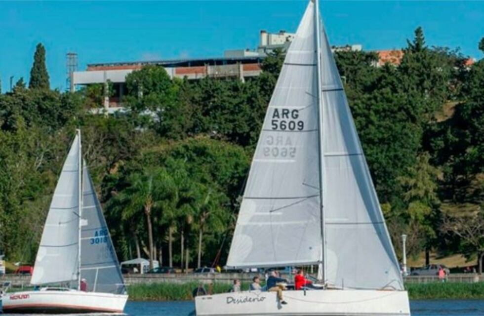 Una de las regatas más largas del mundo de río se disputará en Paraná