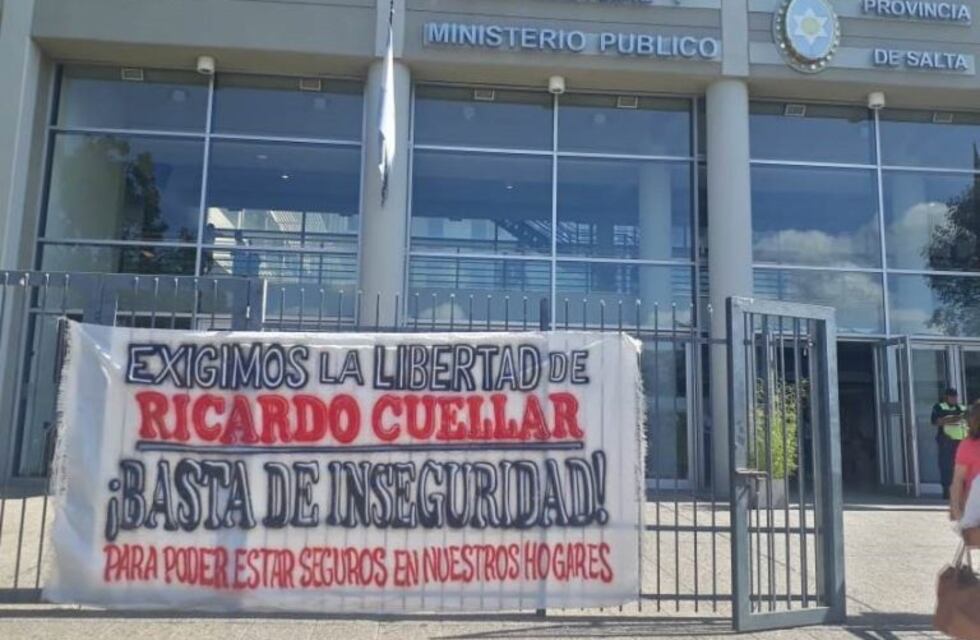 Hace un mes disparó y mató a un ladrón: continúa detenido