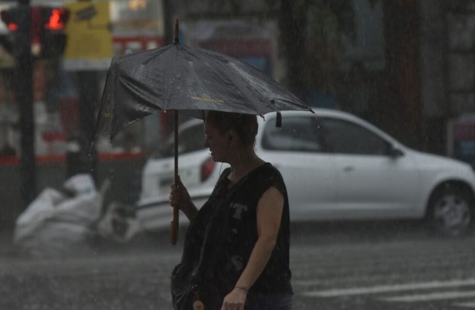 Alerta por tormentas y caída de granizo en la Ciudad