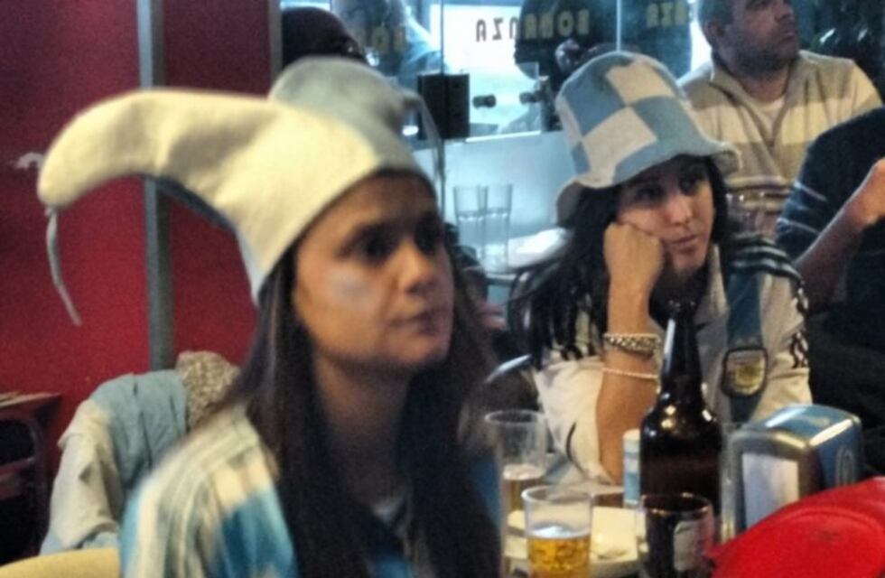 Cómo siguieron los cordobeses el Argentina-Croacia en los bares del centro