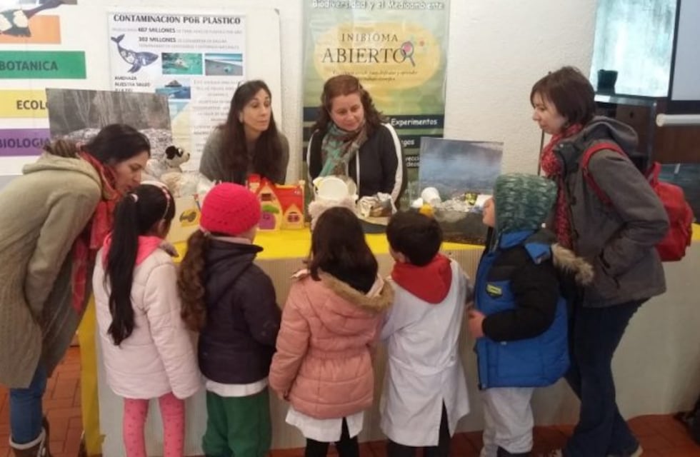 Feria de ciencias para chicos destinada al cuidado del medio ambiente