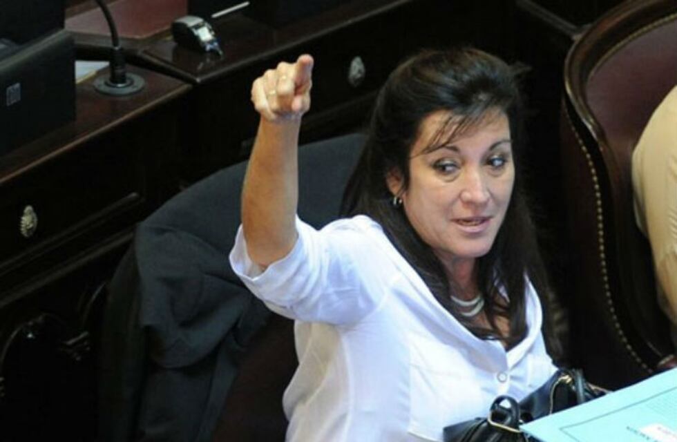 La senadora Machado destacó que políticas de Macri permitieron poner "de pie" a Córdoba