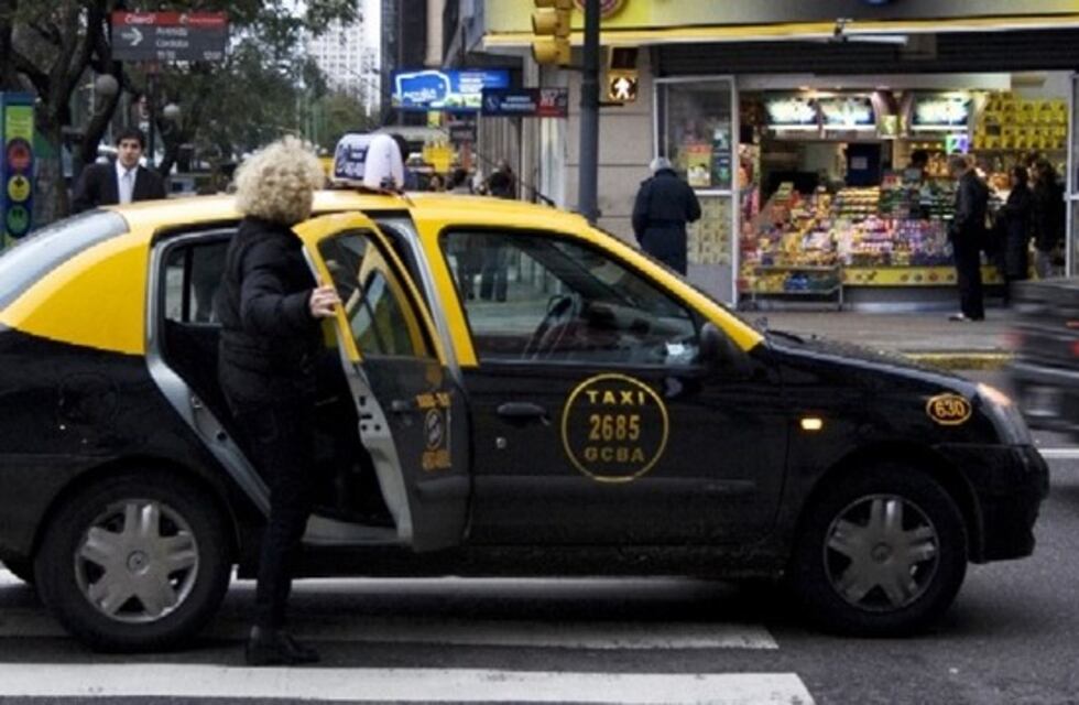 Aumentan los taxis, la VTV y los acarreos en la Ciudad de Buenos Aires