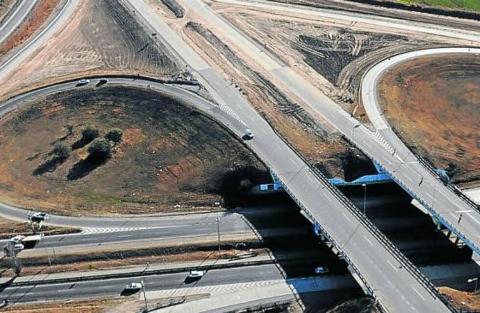 Traspasan inmuebles del Ministerio de Defensa para cerrar la Circunvalación