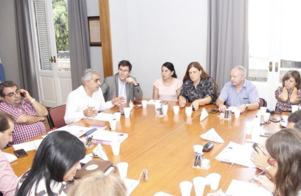 Postergaron clases y actividades en la Universidad Nacional de Rosario