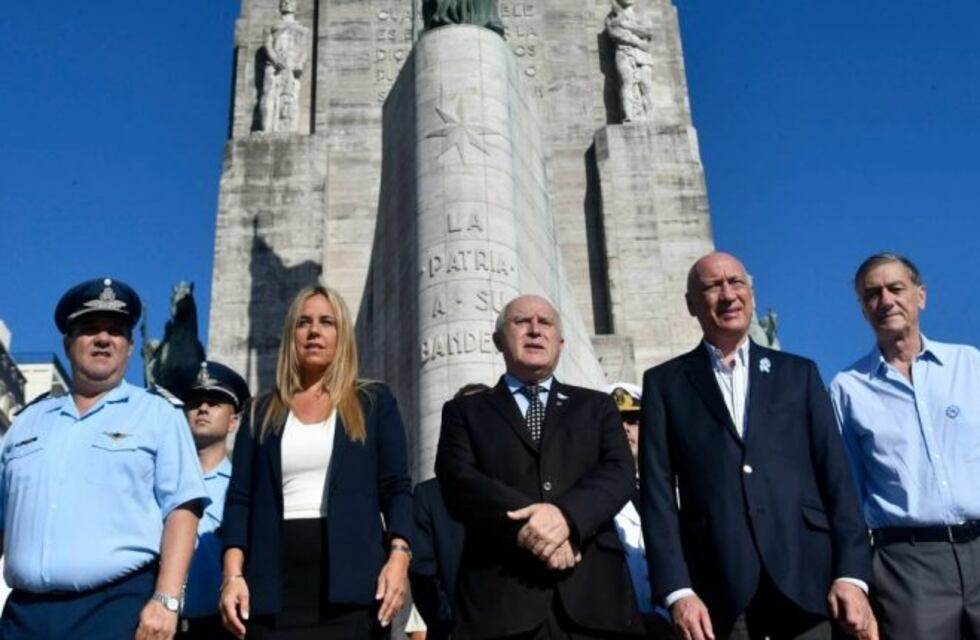 Lifschitz dijo que Bonfatti ganaría "con comodidad" en diputados nacionales, pero no lo pueden convencer
