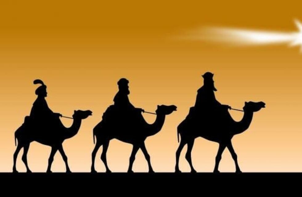 Realizan una colecta solidaria para poder llevar regalos en muchos barrios.