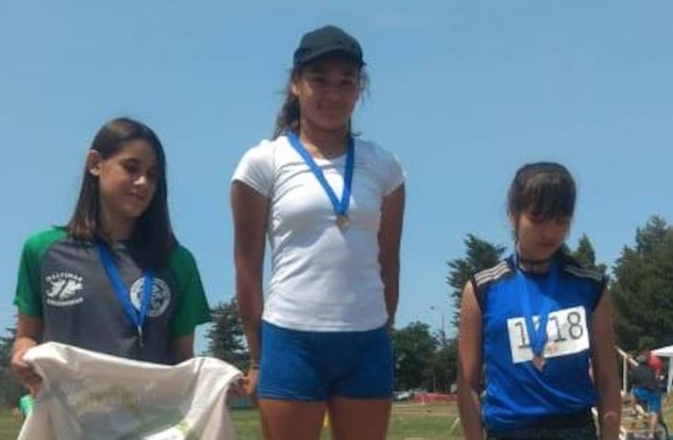 Una azuleña salió campeona provincial de lanzamiento de disco