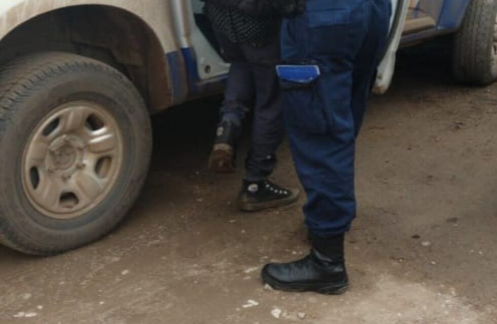 Anisacate: dos detenidos por amenazar, usurpar un lote y golpear a policías