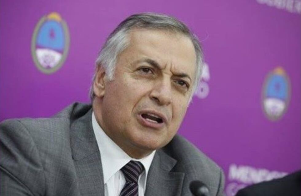 Alejandro Gullé: "Miles de mendocinos tendrán que hacer trabajo comunitario"