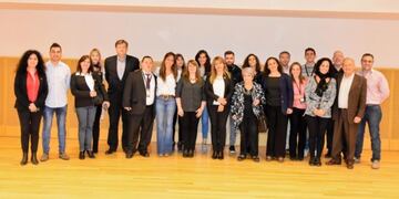 Las nuevas incorporaciones al Bicentenario firmaron el contrato\u002E