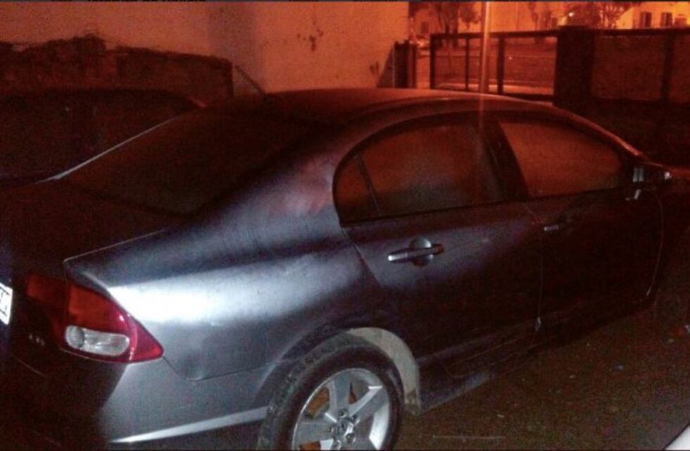Hallan el Honda Civic que habría atropellado al peatón en la Ducós
