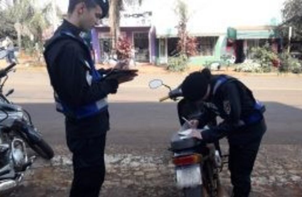 Operativos de prevención: en Oberá retuvieron 6 motocicletas