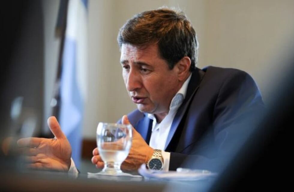 La palabra del ministro Daniel Arroyo tras la prueba negativa de coronavirus