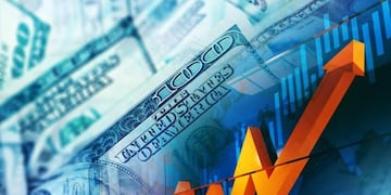 Salto del dólar "blue" superando los $1.000. Foto: Archivo