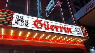 La pizzería Güerrín, un emblema porteño de la avenida Corrientes\u002E (Clarín)