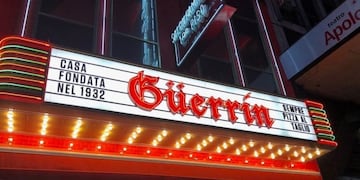 La pizzería Güerrín, un emblema porteño de la avenida Corrientes\u002E (Clarín)
