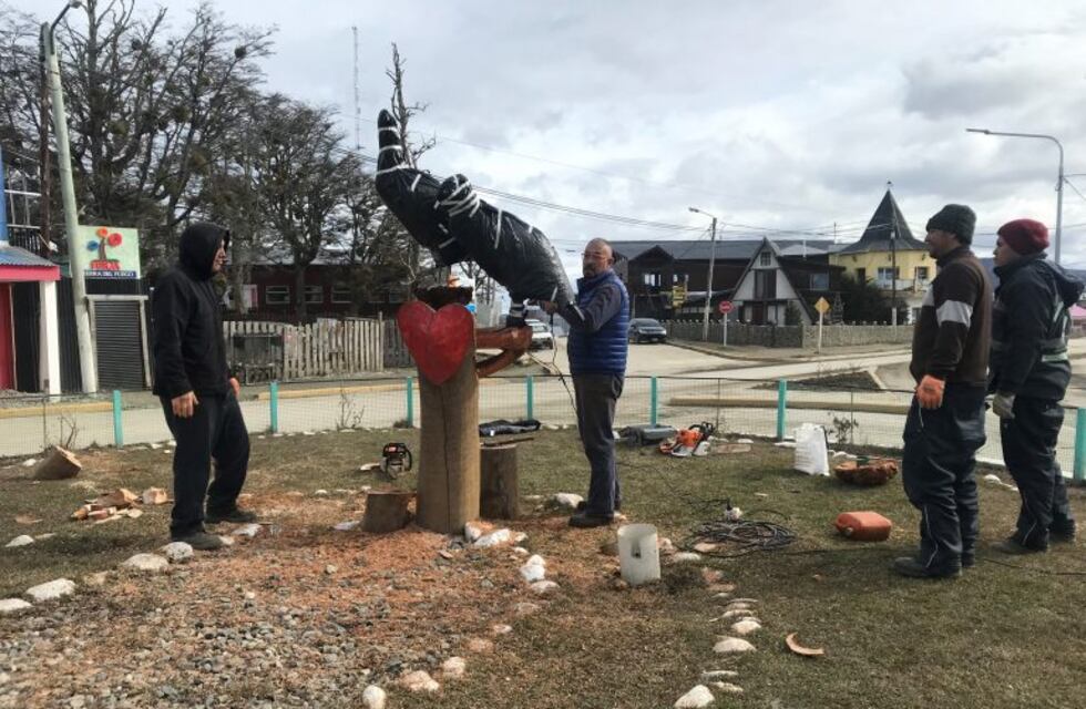 Se inaugurará en Tolhuin una nueva obra de arte tallada en madera