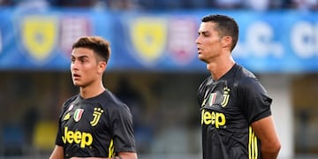 Paulo Dybala y Cristiano Ronaldo (Foto: Alberto Pizzoli/AFP)