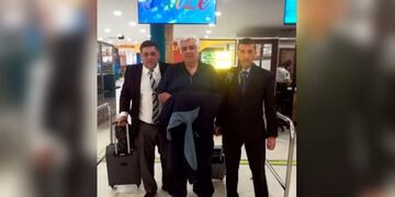 Alberto Samid habló desde el avión mientras es trasladado desde Belice hacia Buenos AIres\u002E