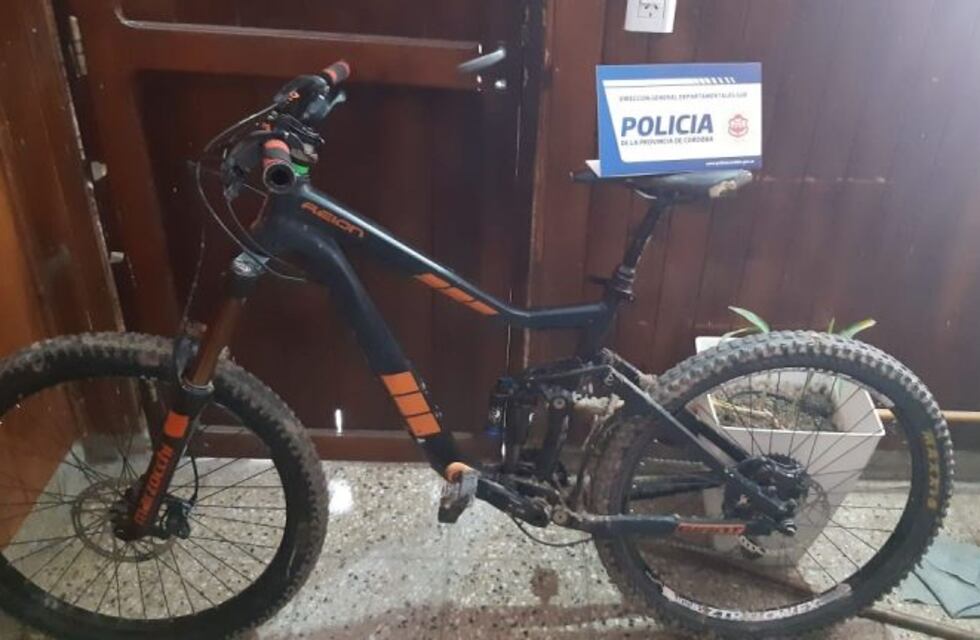 Desvalijaron una casa en Barrio Córdoba: la Policía recuperó una bicicleta de competición