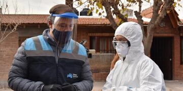 Matías Stevanato, intendente del departamento de Maipú en plena campaña sanitaria contra el coronavirus\u002E