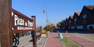 Paseo del puerto de Gualeguaychú\nCrédito: Vía Gualeguaychú