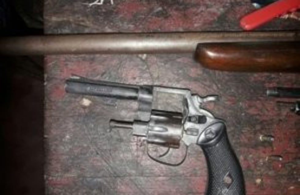 Cinco detenidos en una serie de allanamientos