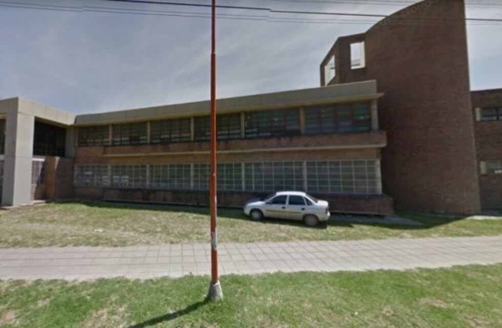 Paraná: una niña de 4 años sufrió una descarga eléctrica por tocar un poste de alumbrado