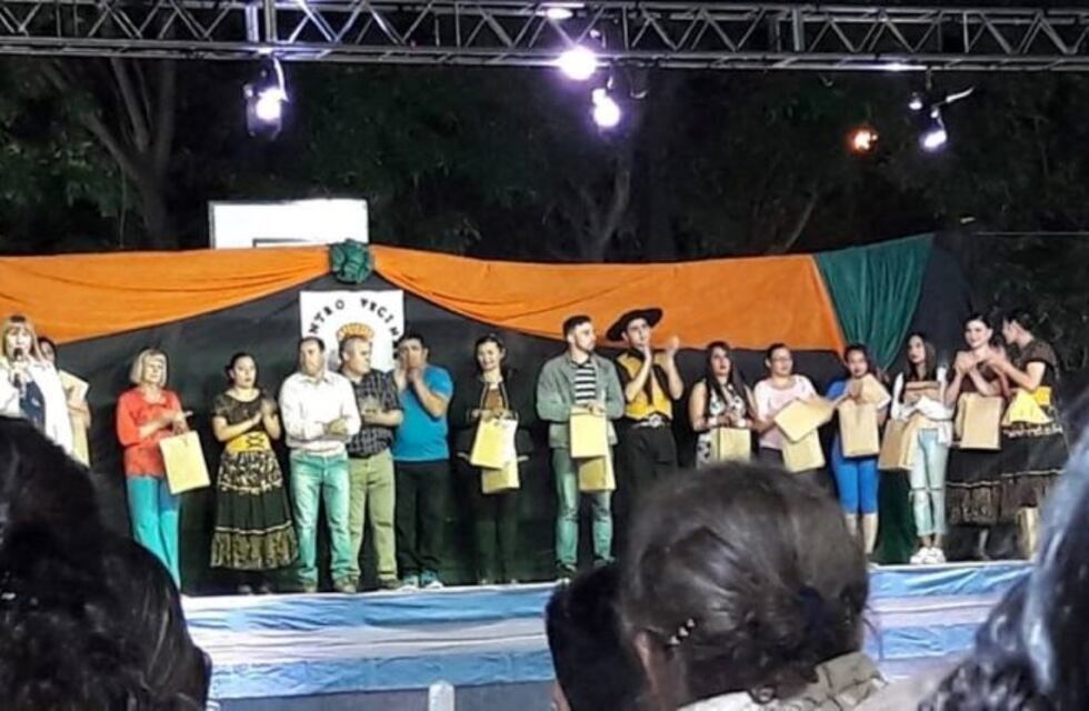 El Centro Vecinal Xanaes realizó el cierre de los talleres