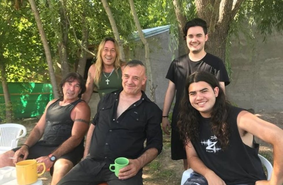 Ricardo Iorio: 'Les tiene que dar vergüenza romper las veredas que pagamos entre todos'