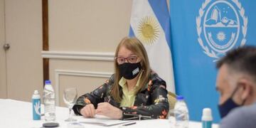 Coronavirus: aislaron a la gobernadora y a todo su Gabinete