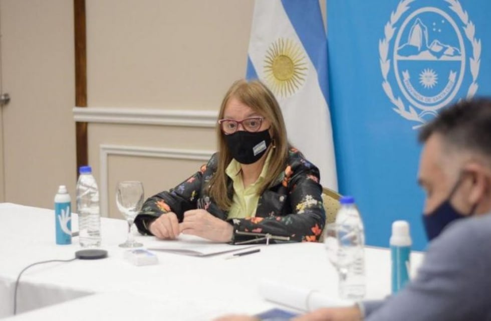 Coronavirus: aislaron a la gobernadora y a todo su Gabinete