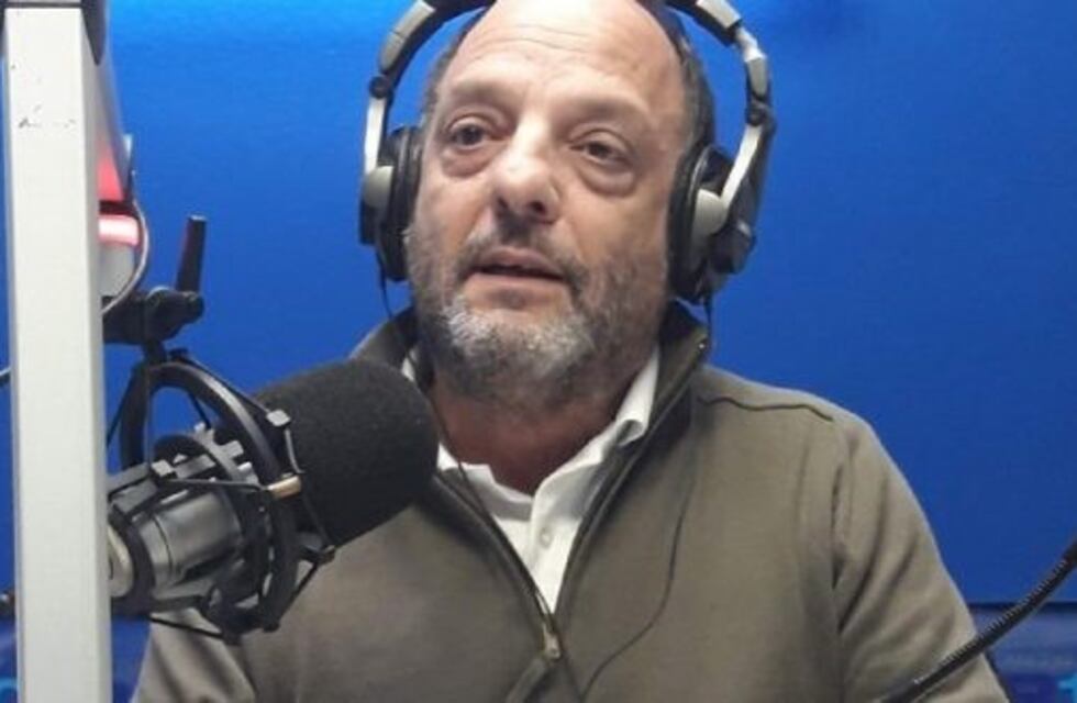 Baby Etchecopar denunció que en Gimnasia "hay gente que vende droga"