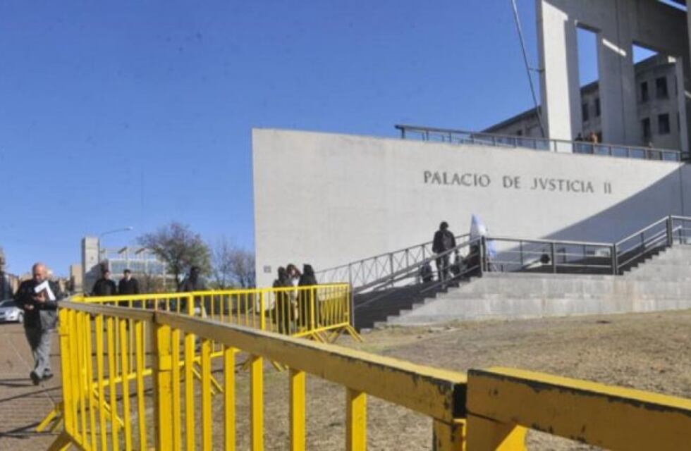 Denuncian por presunta violencia de género al vice de una escuela tradicional de Córdoba